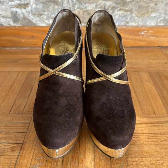 Y2K Baby Phat Women's Brown and Gold Boots - Picture 6 of 9